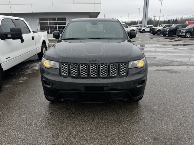 Used 2019 Jeep Grand Cherokee Altitude with VIN 1C4RJFAG2KC702583 for sale in Standish, MI