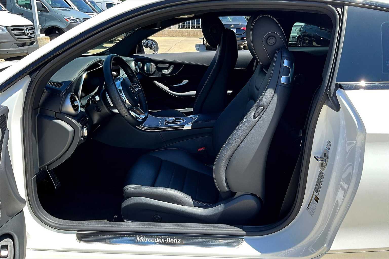 2023 Mercedes Benz C 300 AMG photo 7