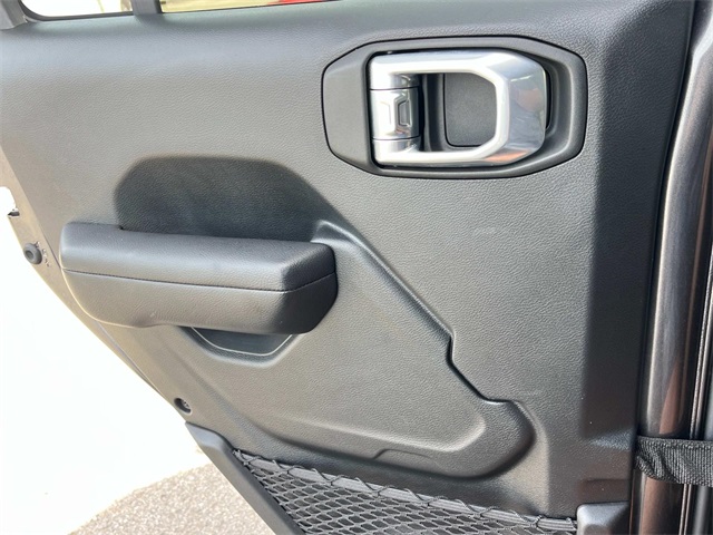 2021 Jeep Gladiator Sport photo 18
