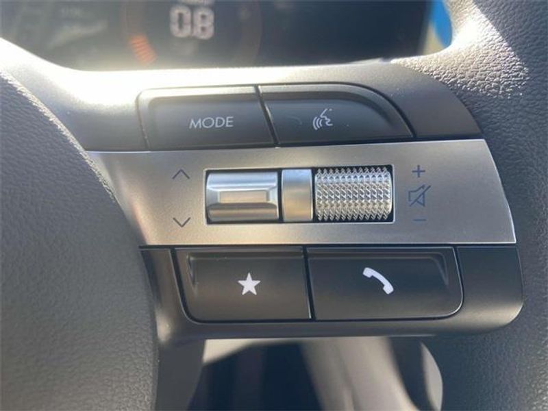 2025 Hyundai Tucson SE photo 13