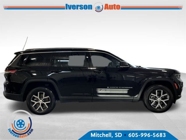 2023 Jeep Grand Cherokee Limited photo 6