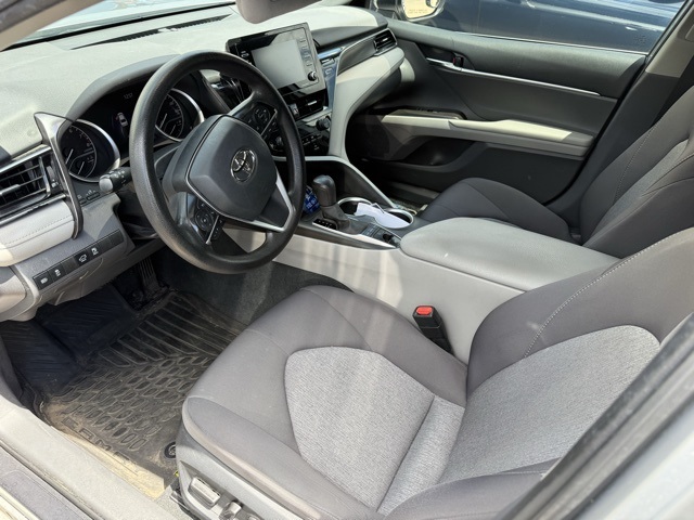 2023 Toyota Camry LE photo 7