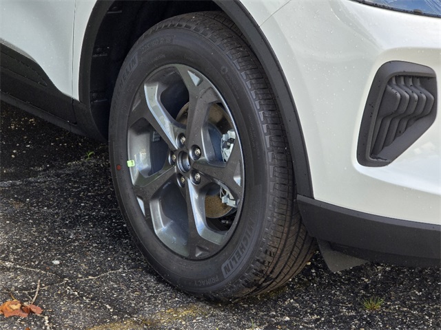 2025 Ford Escape ST-Line photo 5