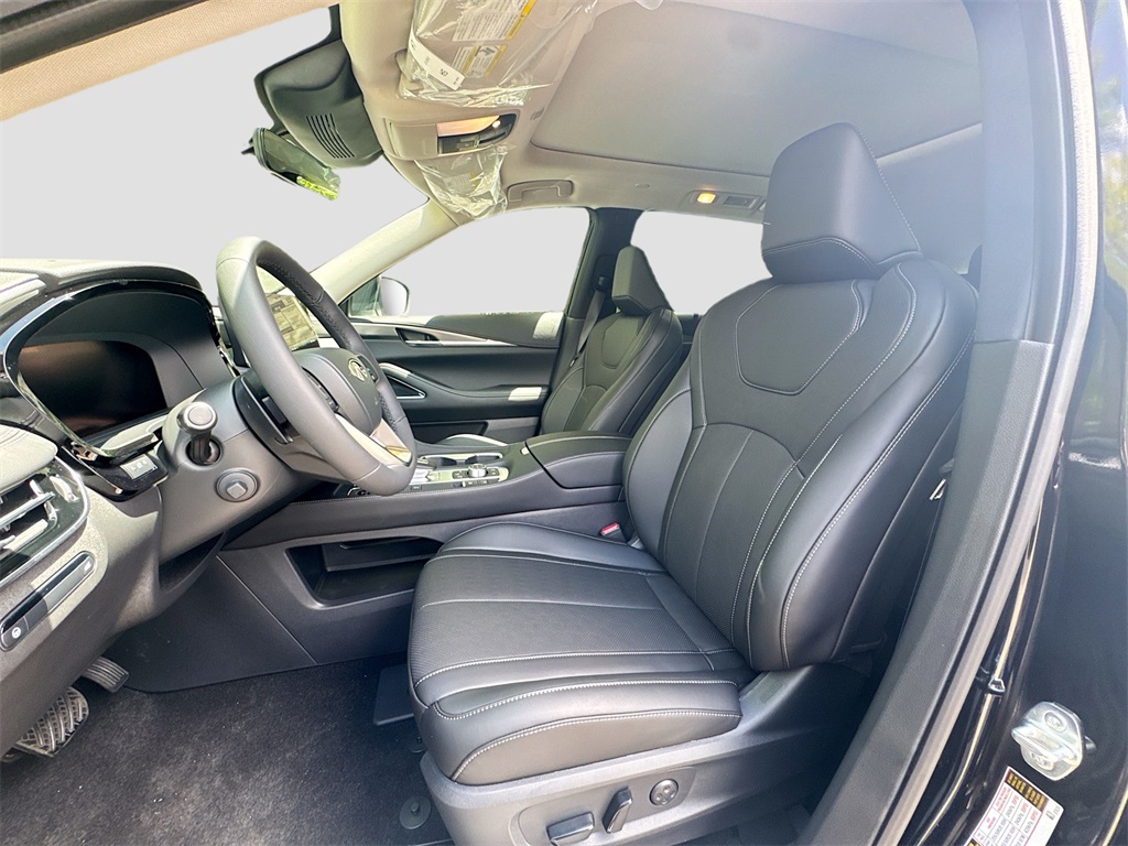 2026 Infiniti QX60 Luxe photo 20