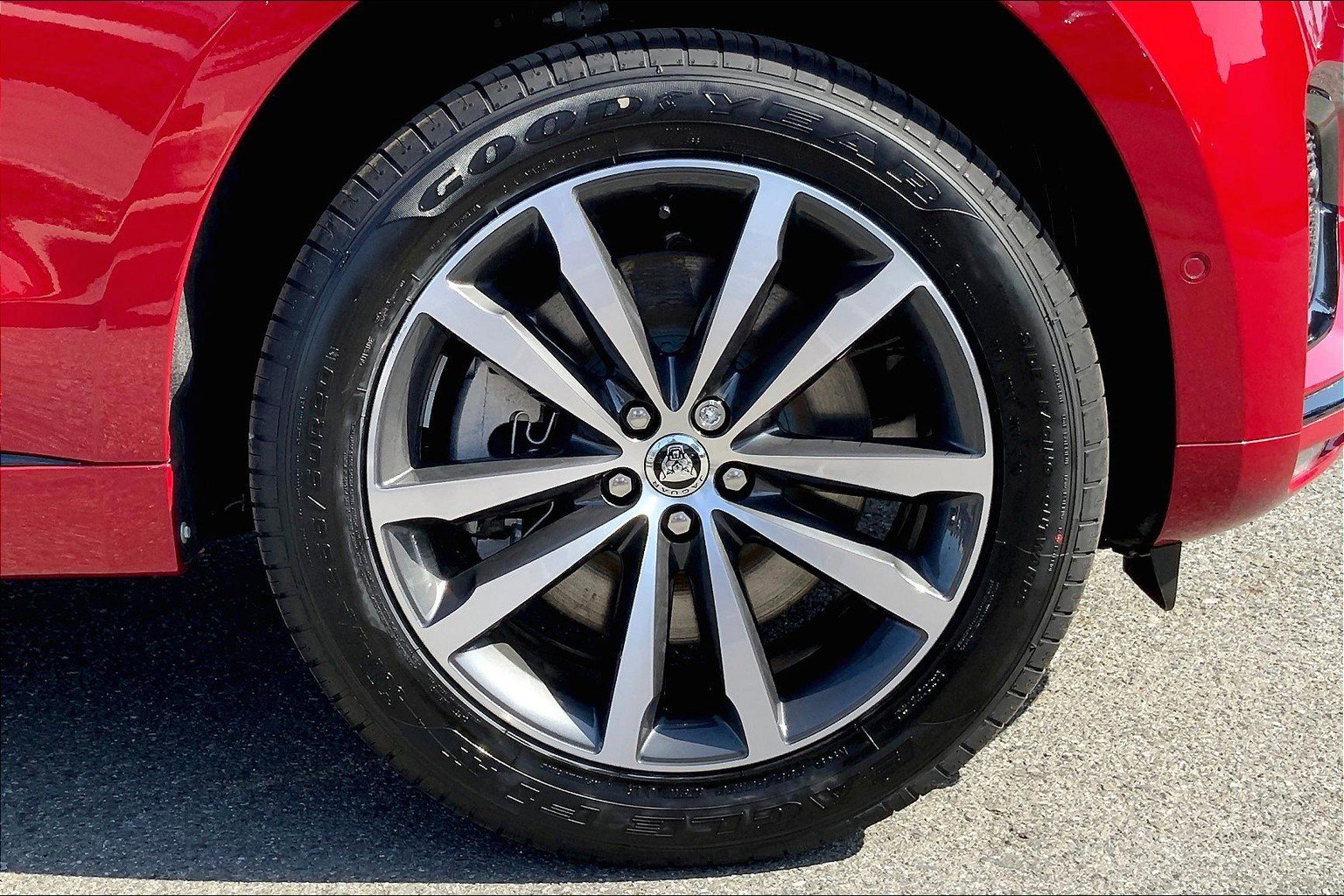 2026 Jaguar F-PACE P250 R-Dynamic S photo 12