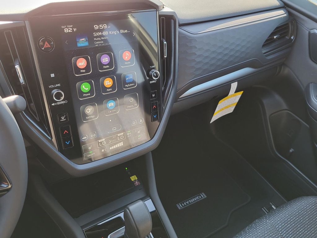 2025 Subaru Forester Premium photo 5