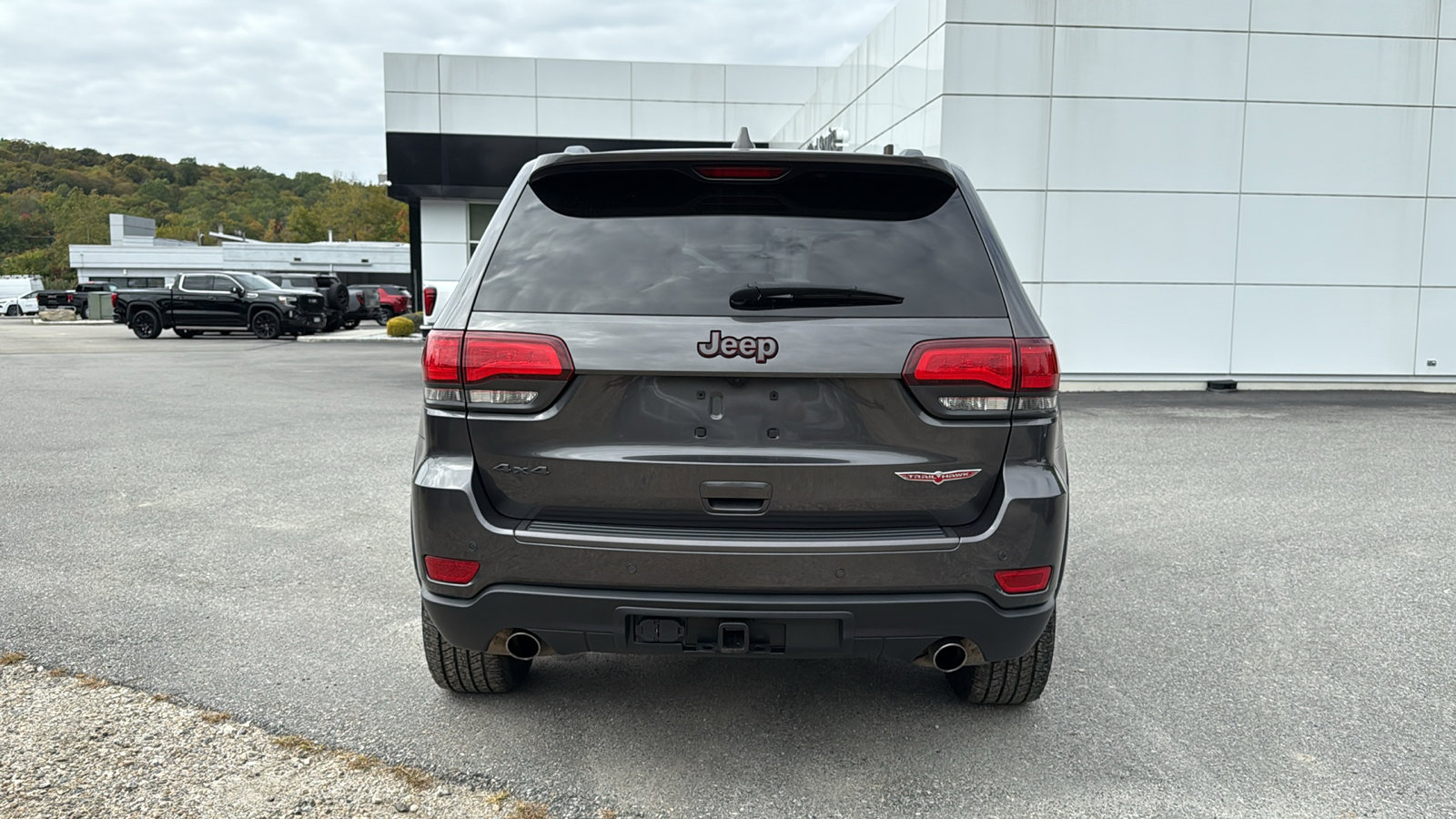 2021 Jeep Grand Cherokee Trackhawk photo 3