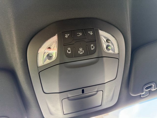 2025 Chrysler Pacifica photo 22