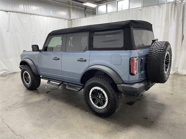 2024 Ford Bronco Badlands photo 28