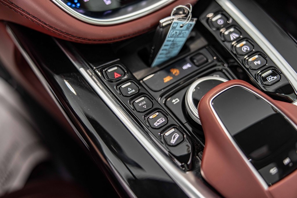 2021 ASTON MARTIN DBX - Image 30