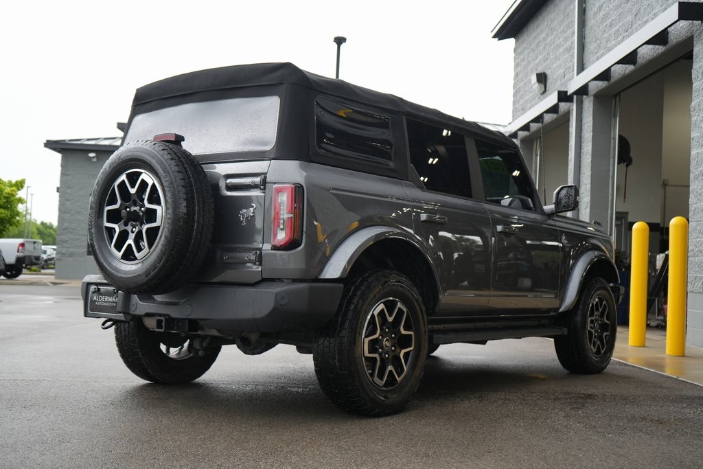 2021 Ford Bronco Outer Banks photo 13