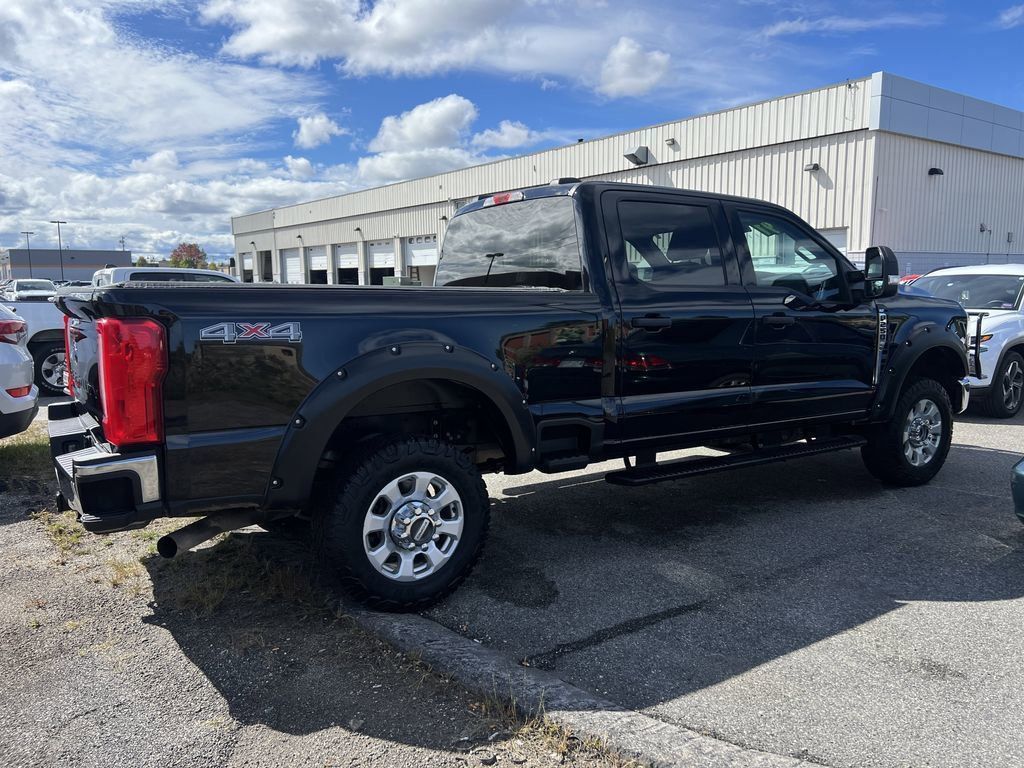 2023 Ford F-250 photo 7