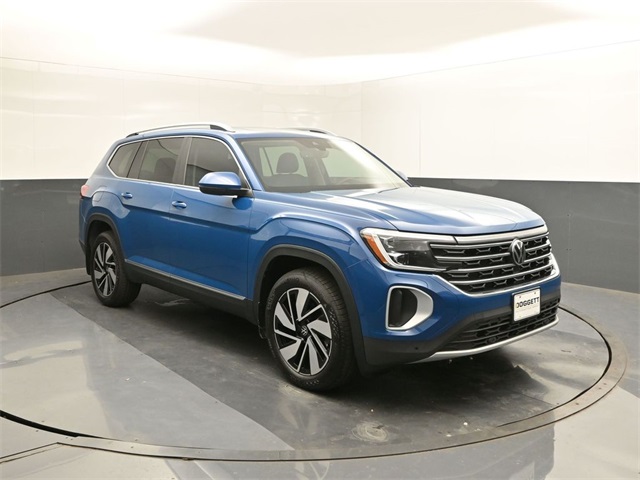 2025 Volkswagen Atlas SEL photo 16