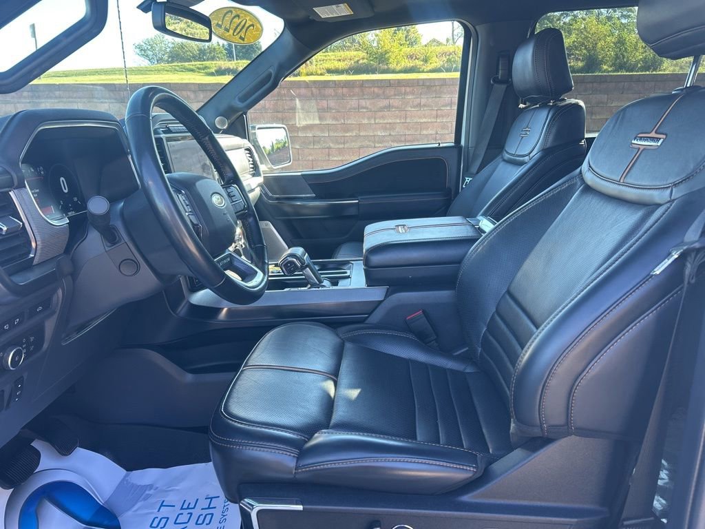 2022 Ford F-150 Platinum photo 12