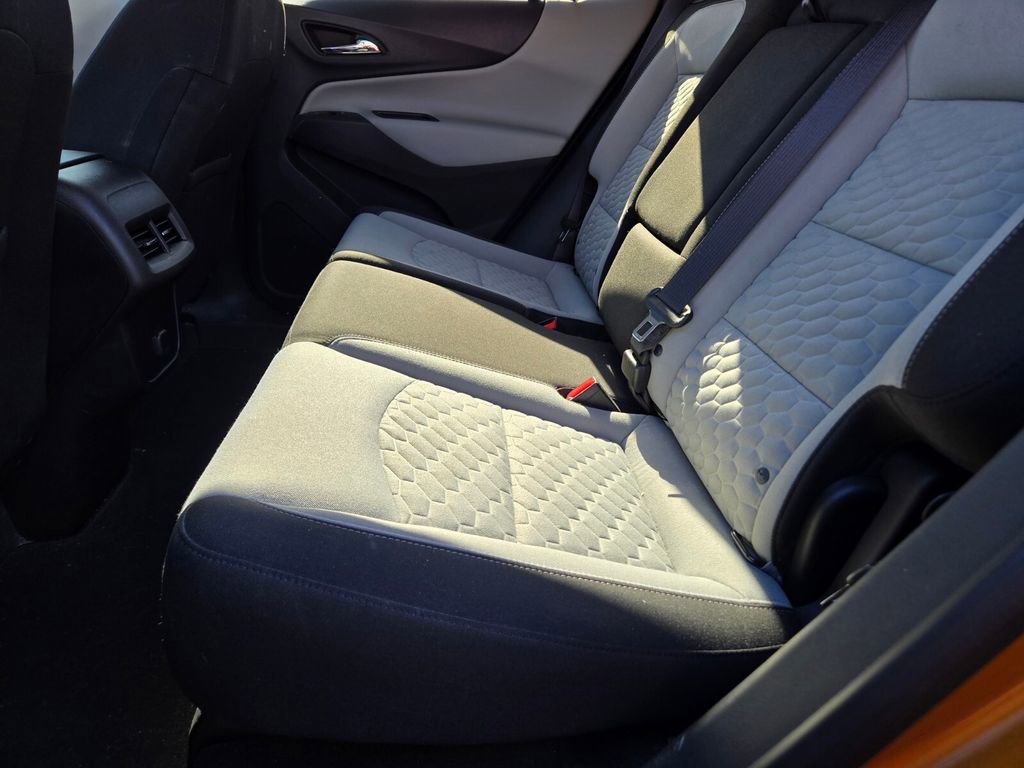 2018 Chevrolet Equinox LT photo 4