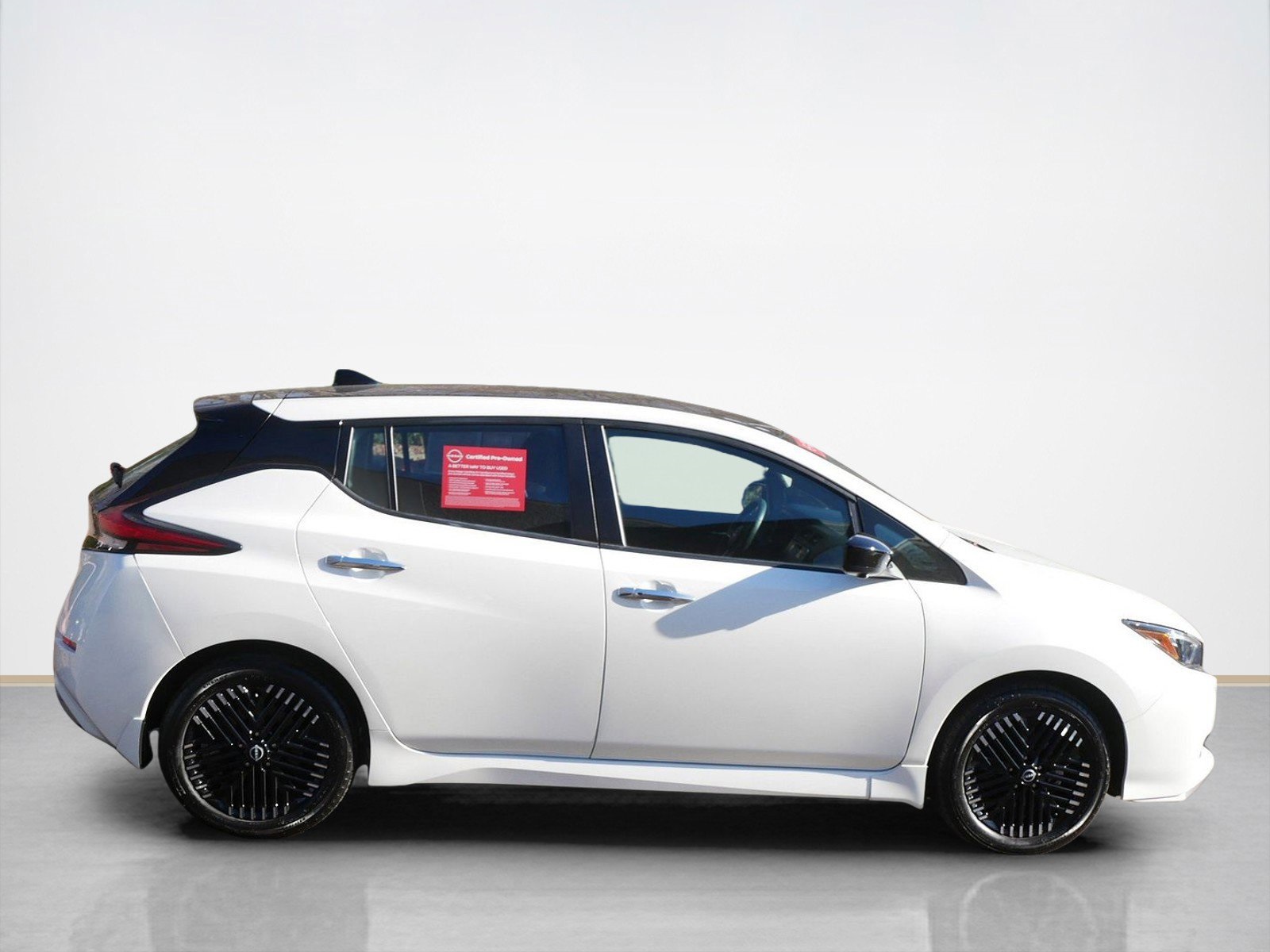 Certified 2024 Nissan LEAF SV PLUS with VIN 1N4CZ1CV3RC554764 for sale in Maplewood, Minnesota