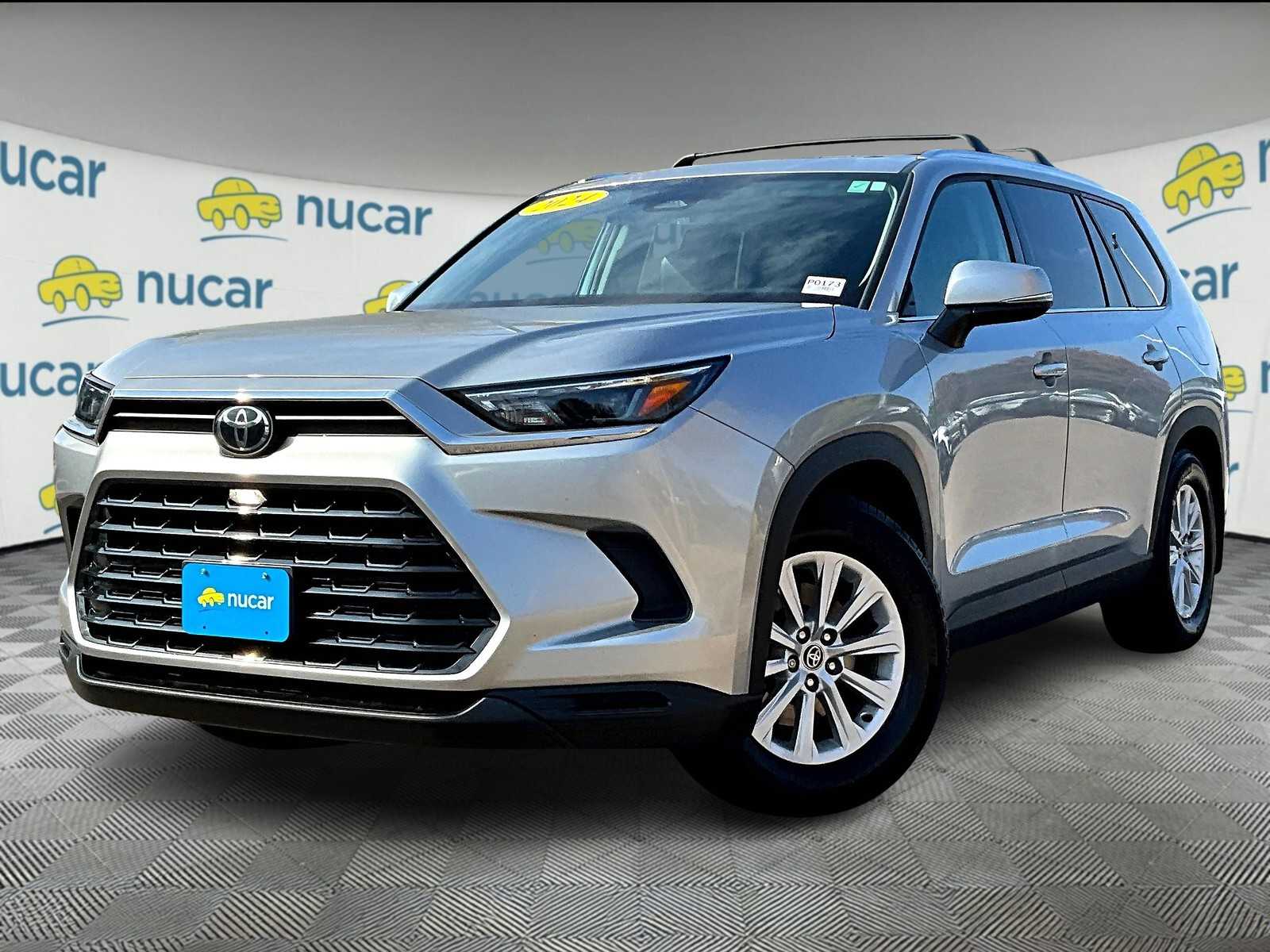 2024 Toyota Highlander Hybrid XLE photo 3