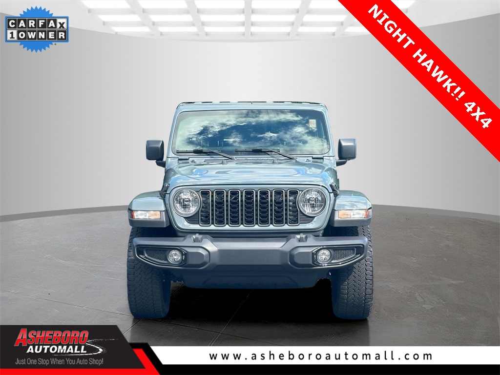 2024 Jeep Gladiator Nighthawk's photo