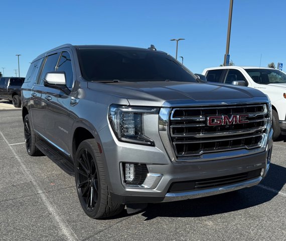 2022 GMC Yukon XL SLT's photo