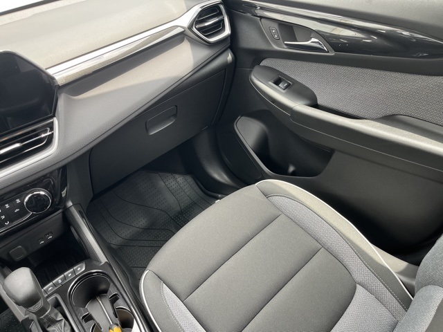 2025 Chevrolet Trailblazer LT photo 16