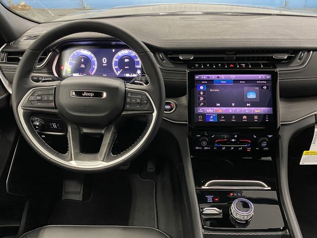 2025 Jeep Grand Cherokee Limited photo 5