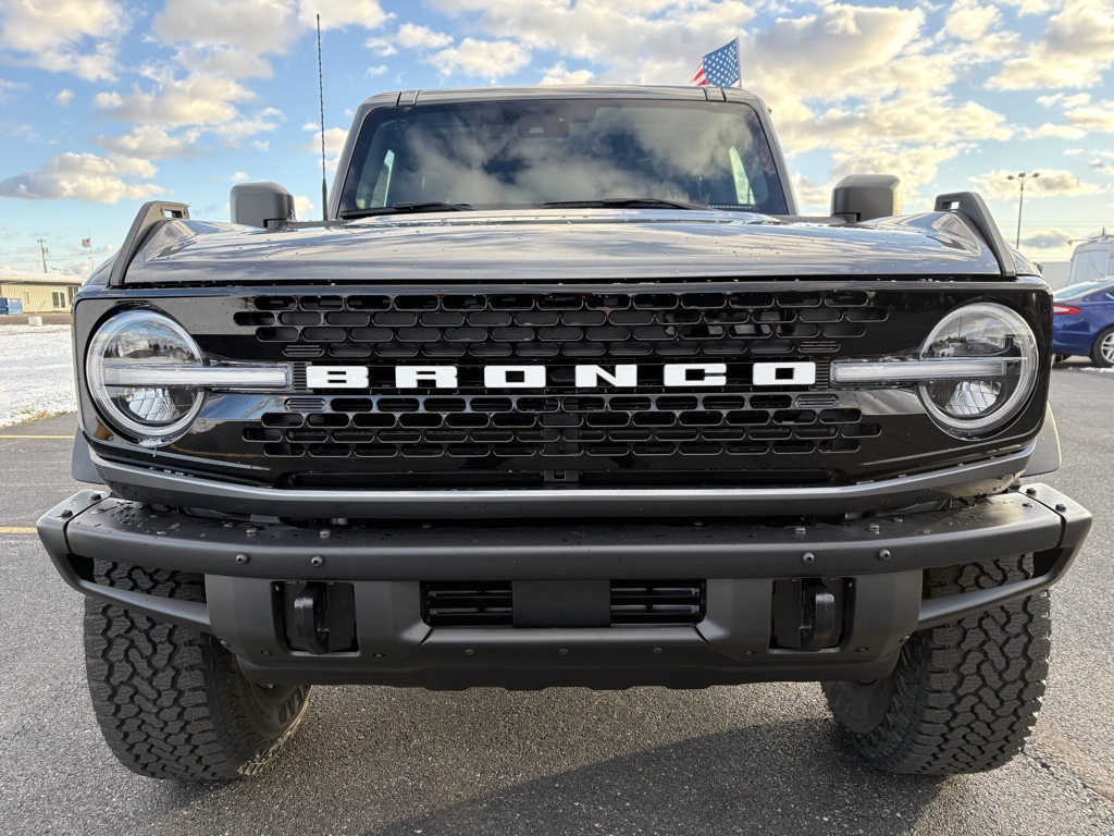 2025 Ford Bronco Badlands photo 3