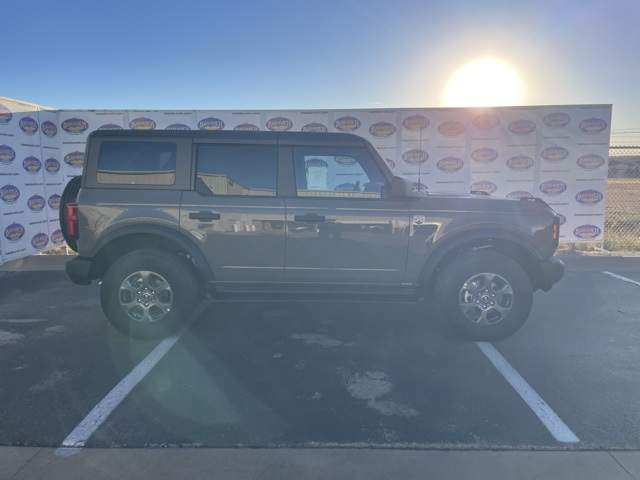 2025 Ford Bronco 4-Door Big Bend's photo