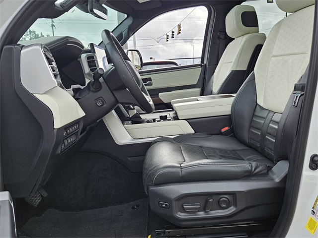 2024 Toyota Sequoia Capstone photo 6