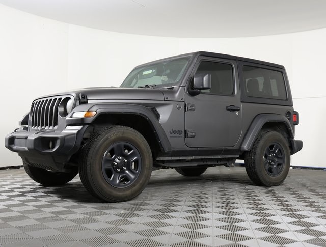 2022 Jeep Wrangler Sport's photo