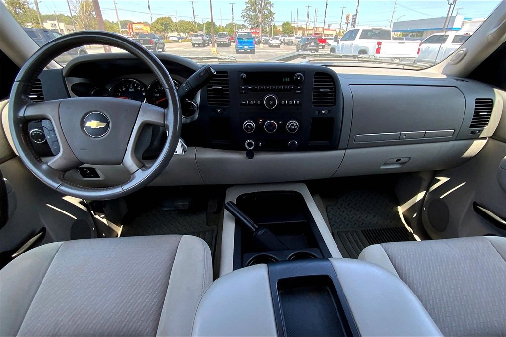 2013 Chevrolet Silverado 2500HD LT photo 15
