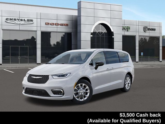 2026 Chrysler Pacifica Limited's photo