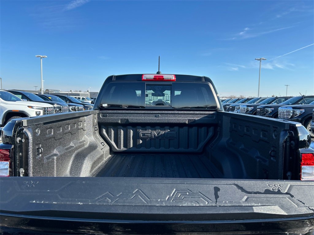 2026 GMC CANYON - Image 32