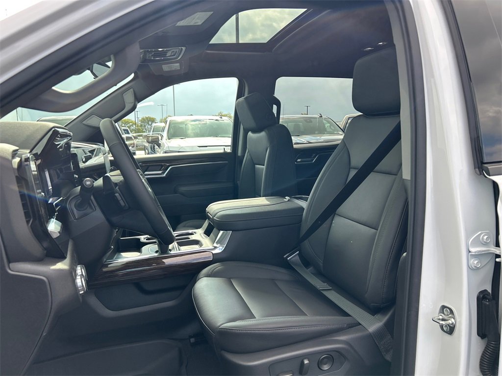 2026 GMC SIERRA - Image 14