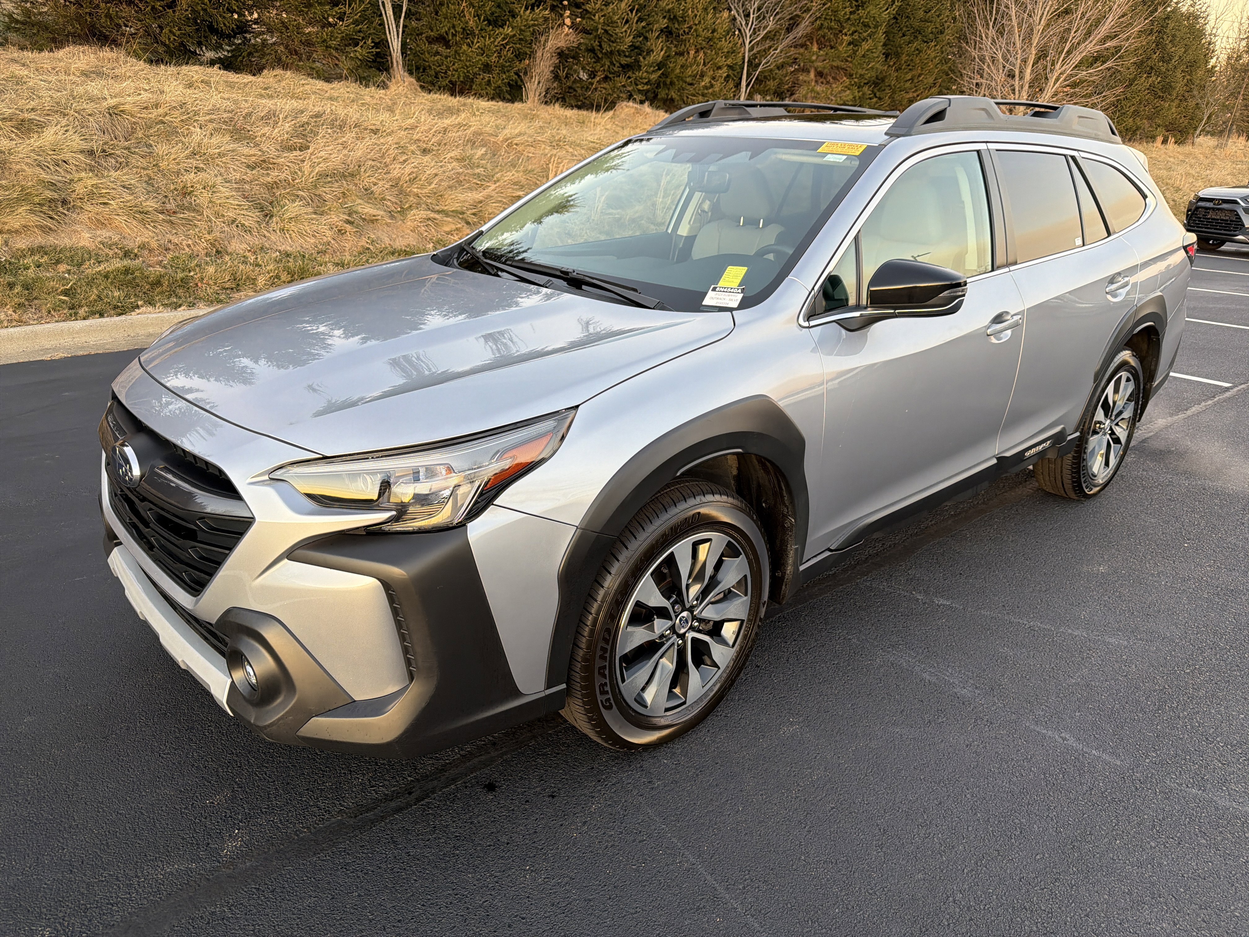 2023 Subaru Outback Limited's photo