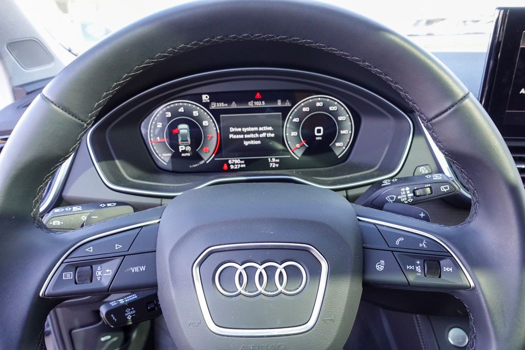 2025 Audi Q5 45 S line Premium Plus photo 16