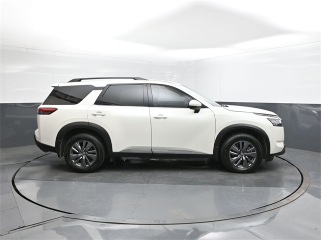 2022 Nissan Pathfinder SV photo 20