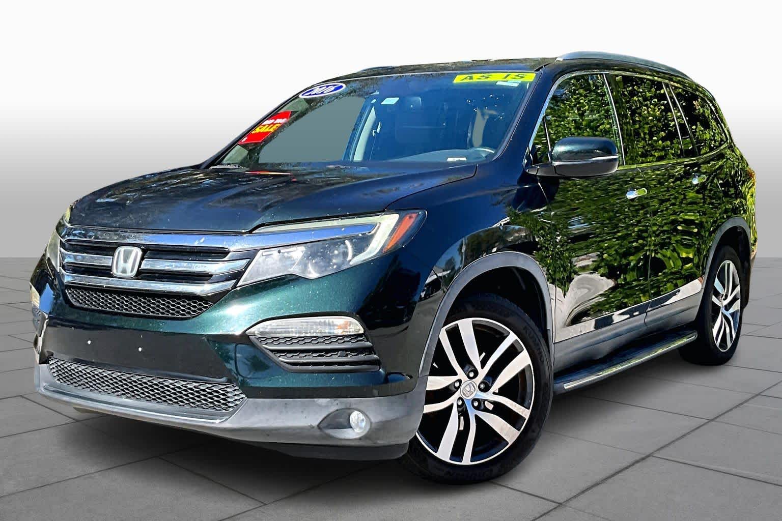 2016 Honda Pilot Touring's photo