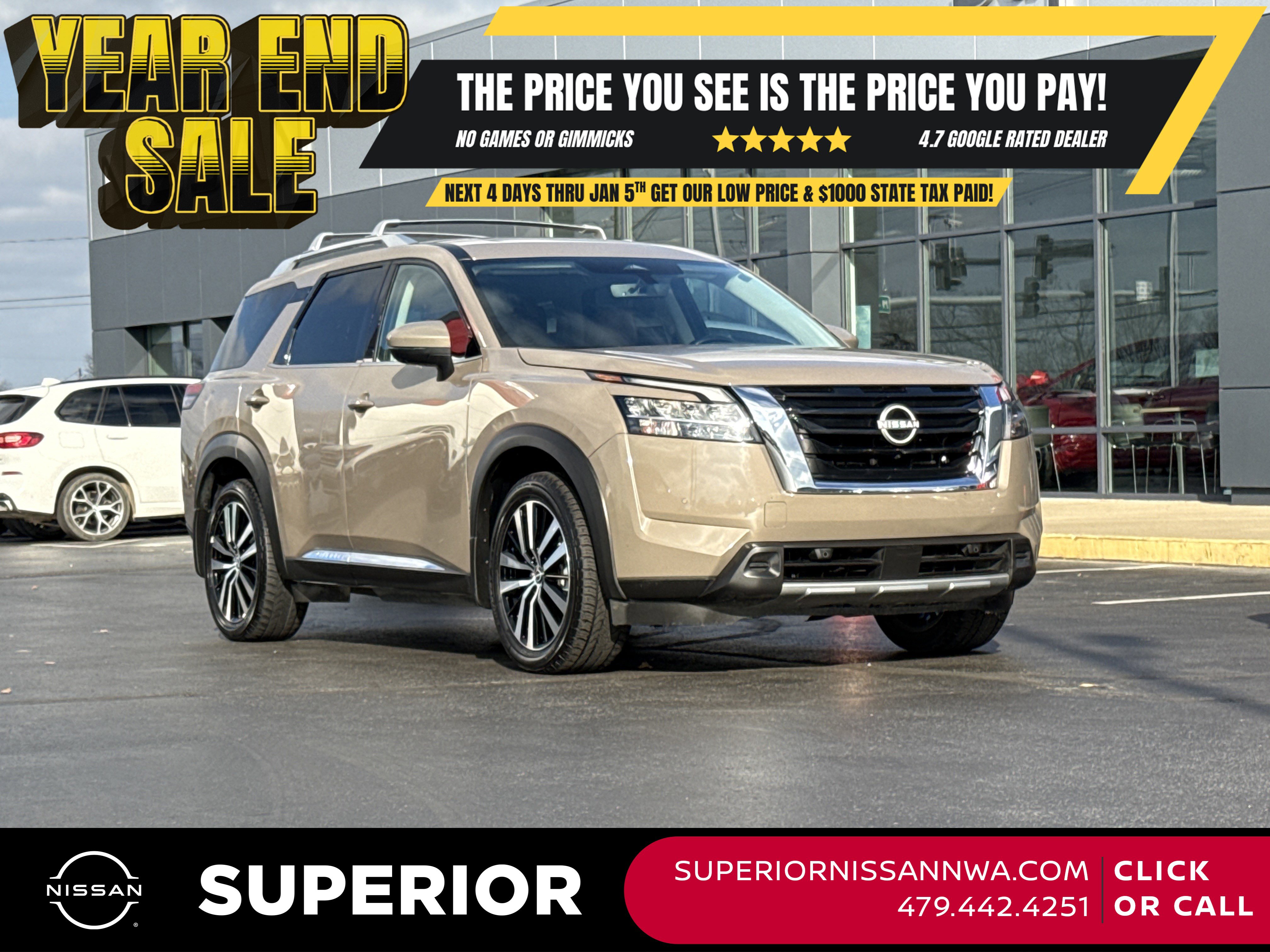 2023 Nissan Pathfinder Platinum's photo