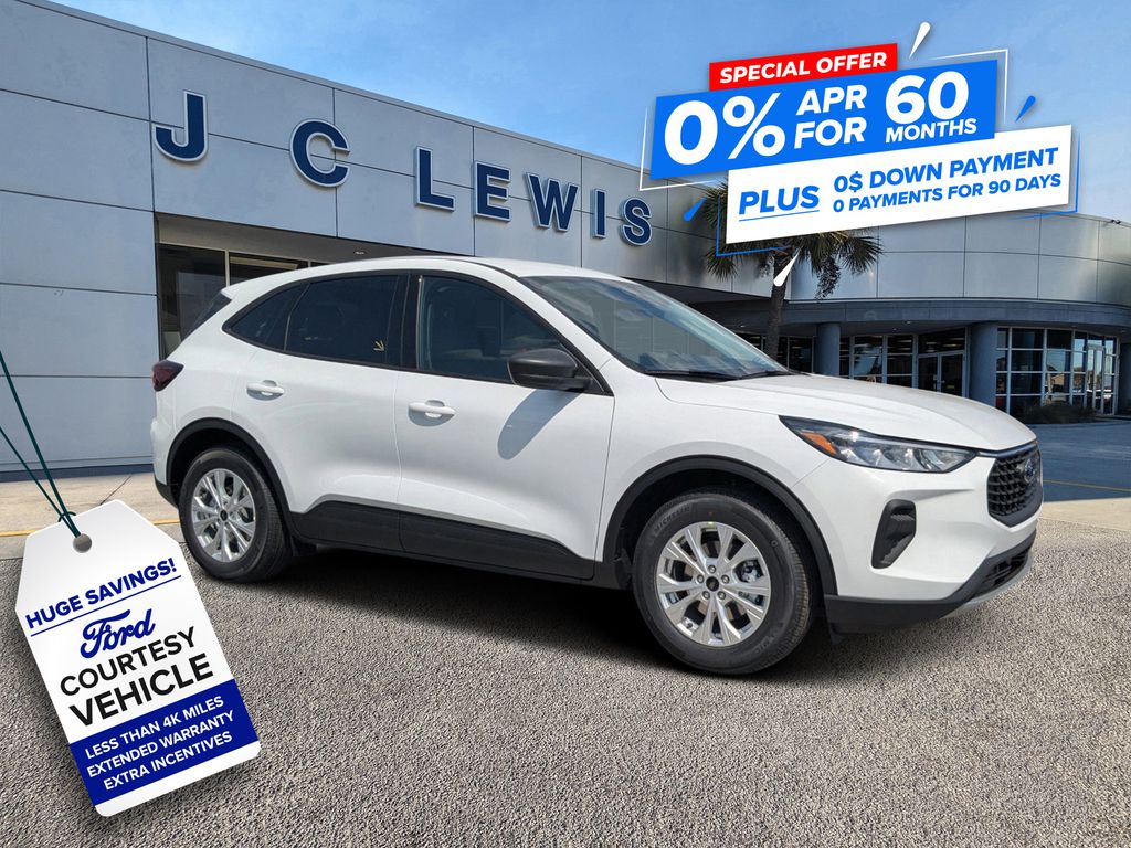 2025 Ford Escape Active's photo