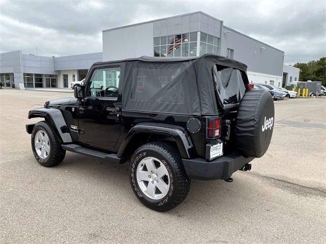 2012 Jeep Wrangler Sahara photo 6