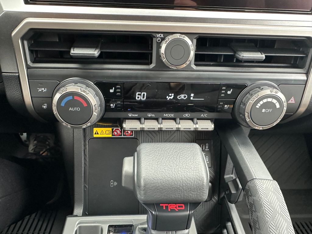 2025 Toyota 4Runner TRD Sport Premium photo 12