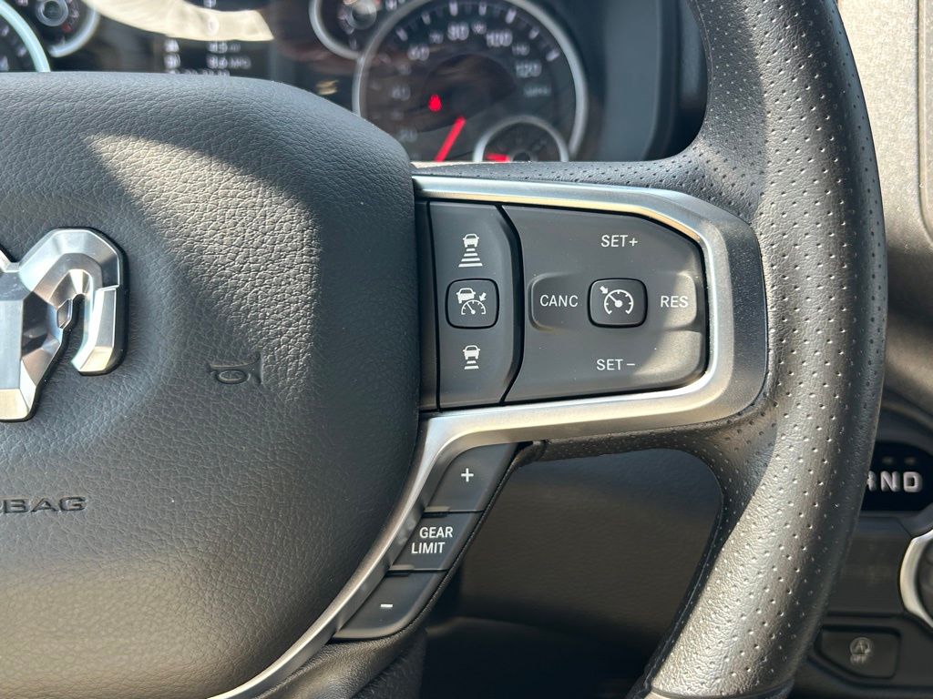 2025 Ram 1500 Tradesman photo 37