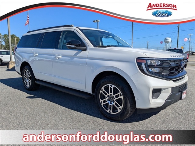 2025 Ford Expedition Active's photo