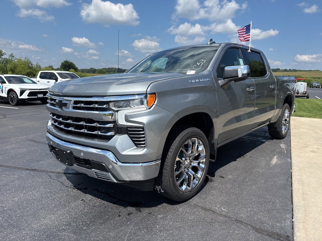 2026 Chevrolet Silverado 1500 LT photo 3
