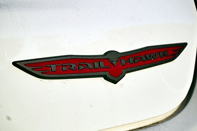 Used 2023 White Jeep Trailhawk image 9