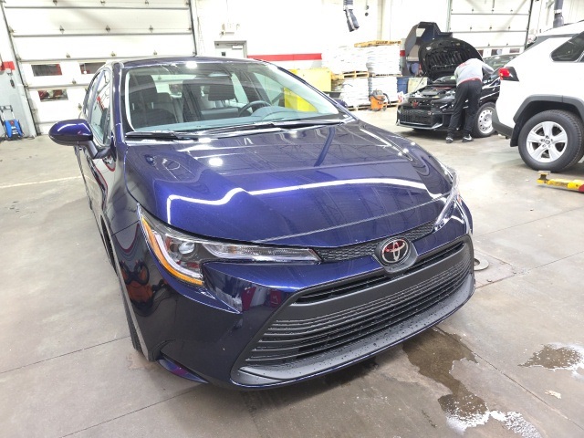 2026 Toyota Corolla LE's photo