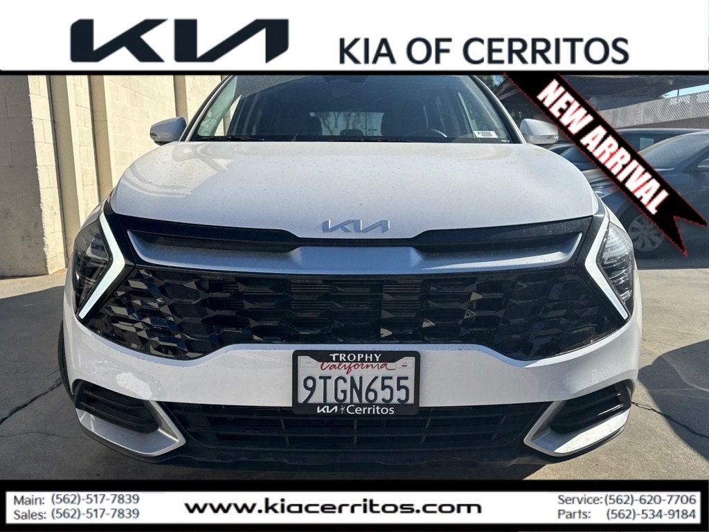 2025 Kia Sportage EX photo 2