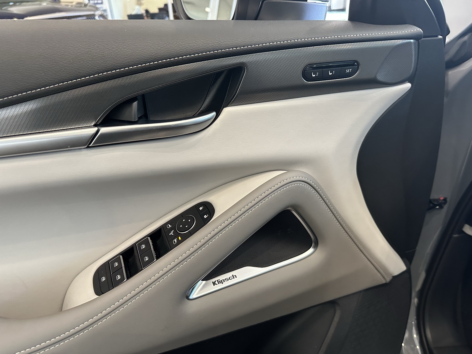 2026 Infiniti QX60 Luxe photo 10
