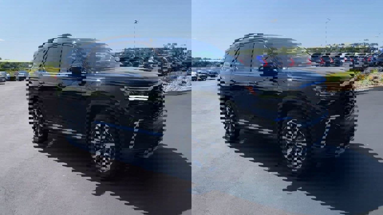 2025 Honda Pilot Touring photo 2