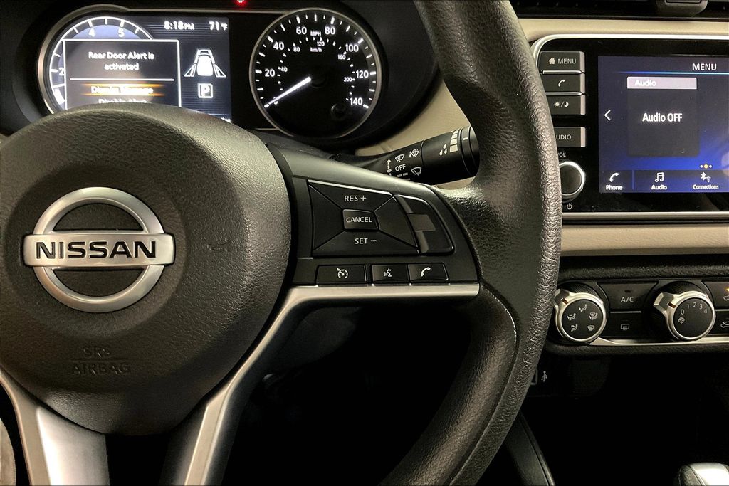 2021 Nissan Versa 1.6 SV photo 18
